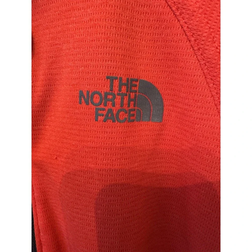 The North Face FlashDry 1/4 Zip Pullover Long Sleeve Mock Neck Men’s L Red Black